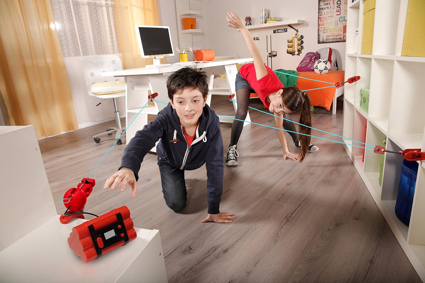 BRINQUE DIVERTIDO DA IMC TOYS - Chrono Bomb