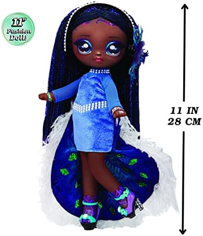 Na Na Na Surprise Teens Series 3 - QUEENIE FEATHER - 11"/28 cm modepop met zacht, beweegbaar lichaam - Inclusief pauwgeïnspireerde outfit and accessories - Geweldig cadeau for kids vanaf 5 ano