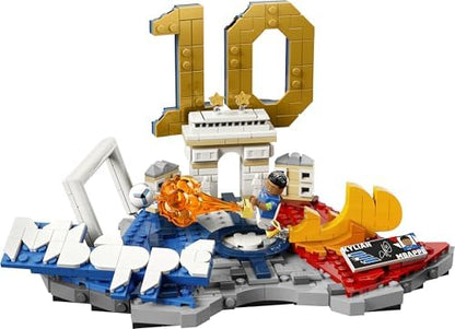 LEGO Editions Kylian Mbappé – Melhores Momentos do Futebol - Kit de Modelo 3D com Minifigura Colecionável - Decoração para Quarto Infantil - Presente para Meninos e Meninas a partir de 10 Anos e Fãs de Esportes Adultos - 43013