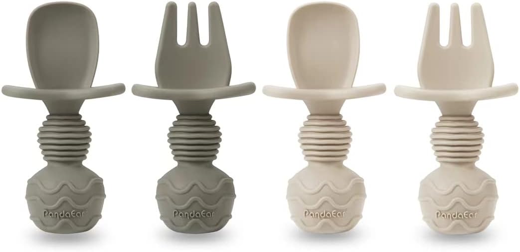 PandaEar Kit de Introdução Alimentar para Bebês em Silicone | Prato Dividido com Ventosas e 2 Copos Pequenos com 2 Colheres e 2 Garfos | Conjunto para Alimentação Independente Guiada pelo Bebê