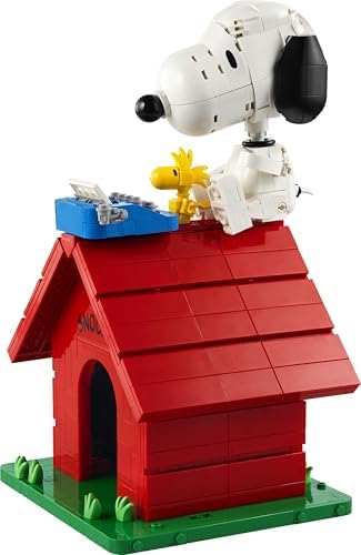 LEGO Ideas Peanuts: Casinha do Snoopy - Kit de Modelo para Exibição para Adultos com Figuras do Snoopy e do Woodstock - Decoração DIY para Prateleira ou Mesa - Presente Nostálgico para Fãs de Quadrinhos - 21368