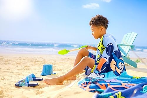Toalha de praia oficial da Disney Store, estampa do Mickey Mouse em todas as cores, algodão macio, secagem rápida, ideal para piscina e banho infantil, 150 cm de altura x 74 cm de largura.