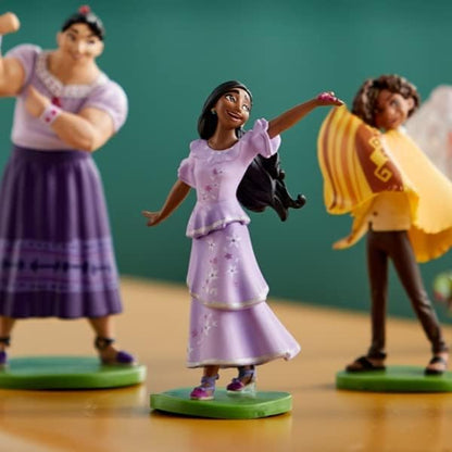 Disney Store Playset oficial de estatuetas Encanto Deluxe, Encanto, 9 peças, figuras detalhadas do Encanto, incluindo Mirabel, Dolores, Camilo, Bruno, Antonio, Luisa, Isabela, Julietta e Pepa, para maiores de 3 anos