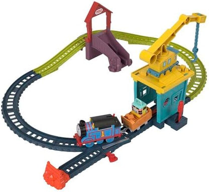 Thomas & Friends Conjunto de Trem Motorizado Fix 'em Up Friends com Carly, o Guindaste, e Sandy, o Trem de Precisão, para Crianças em Idade Pré-escolar a partir de 3 Anos, HDY58, Não Aplicável