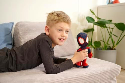 Disney 6315875812X12 Boneco de Ação Miles Morales do Aranhaverso, 25 cm, Pelúcia, com Olhos que Brilham no Escuro, Tamanho Único
