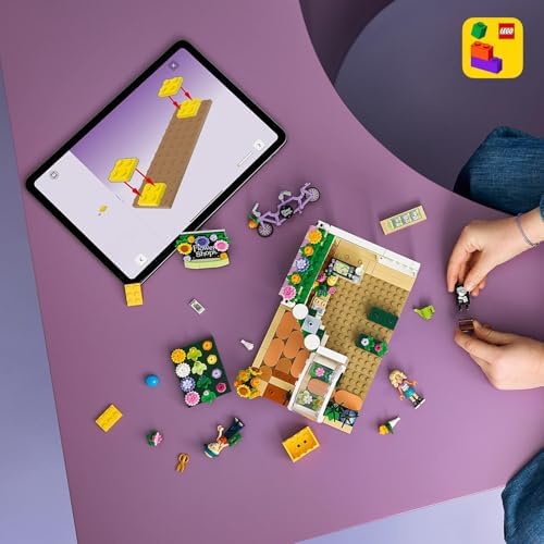 LEGO Friends Loja de Flores Criativa - Brinquedo em Miniatura com Flores Artificiais, Buquês, 2 Mini Bonecas, Bicicleta e Acessórios - Presente de Aniversário para Meninas a partir de 7 Anos - 42693