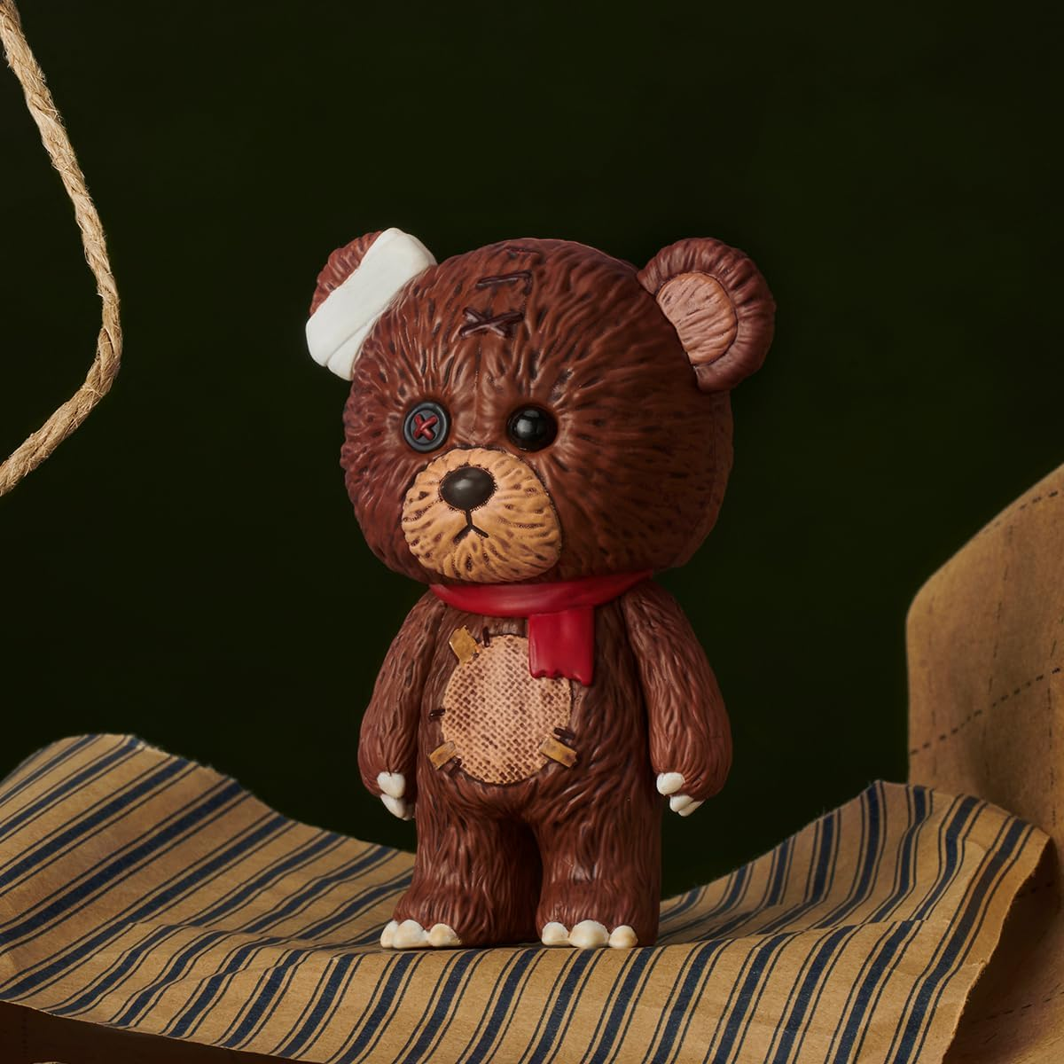 POP MART Hirono Shelter Series Figuras 1 Caixa 2,5 polegadas Articulado Personagem Design Premium Presentes para Fãs - Brinquedo Colecionável Favorito Figura de Ação