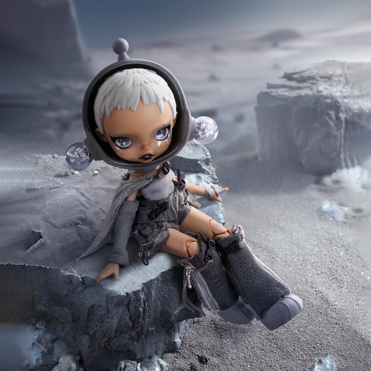 POP MART SKULLPANDA x HAMCUS 1/6 Figura de ação Design Premium Presentes para Mulheres Figura de ação de brinquedo de arte chique colecionável favorita dos fãs