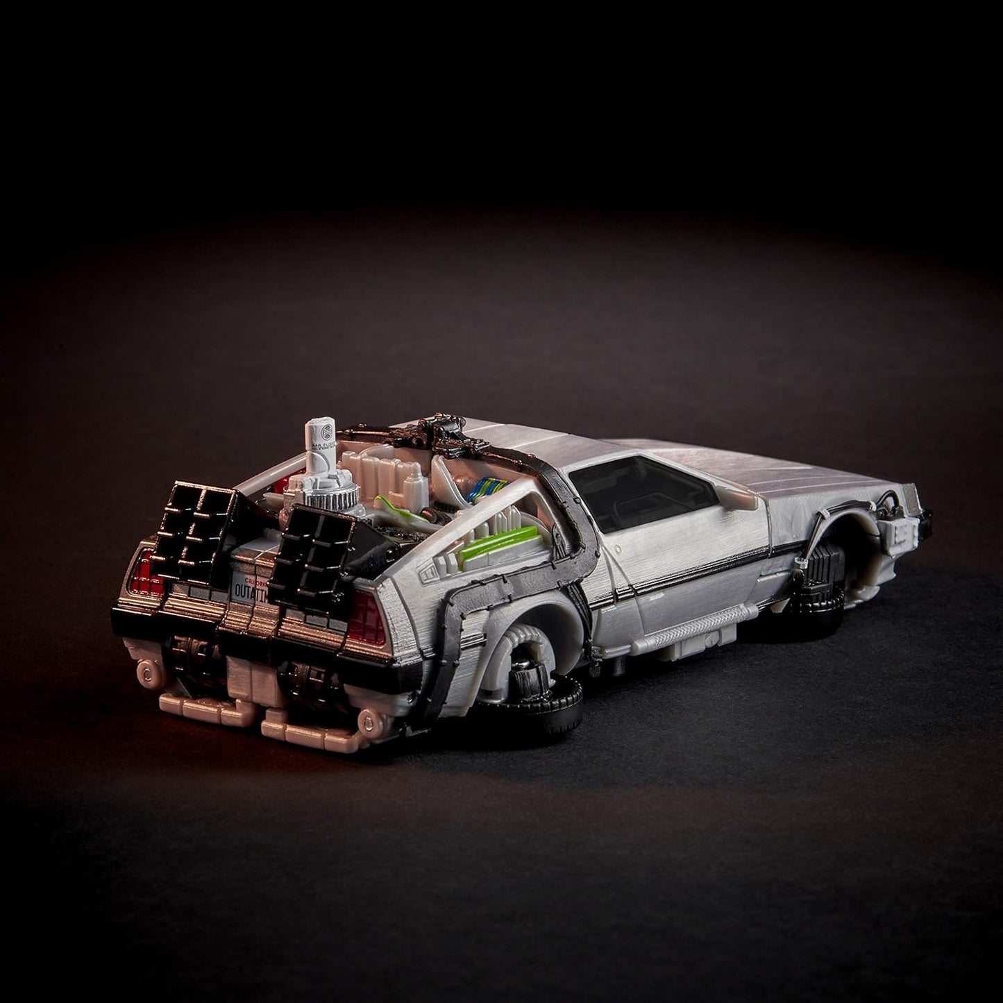Transformers Toys Generations Collaborative: Back to the Future Mash-Up, Gigawatt - Back to the Future-35 Edition - Idade recomendada: 8 anos ou mais, 14 cm (5,5 polegadas)