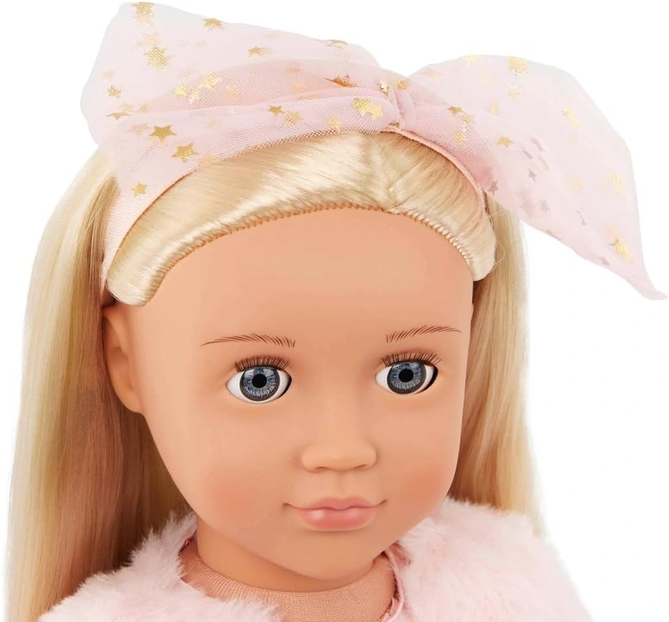 Nossa boneca fashion G Miranda de 45 cm com vestido rosa com estampa de estrelas, jaqueta de pelúcia, laço de cabelo e sapatos.