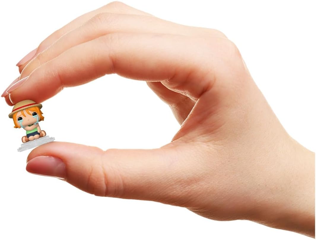 Funko Bitty Pop! One Piece - Nami - Pacote com 4 - Chances de 1/6 para uma variante rara de Chase e uma minifigura surpresa misteriosa - 2,2 cm (0,9 pol.) - Prateleira de exposição empilhável incluída - Ideia para presente