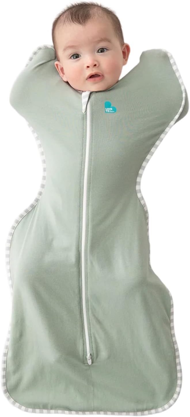 Love To Dream™ Swaddle UP™, Tamanho Pequeno (3,5–6 kg) – Verde Oliva | Ajuste Perfeito, Favorece uma Rotina de Sono Saudável | 0,2 Tog Ideal para Primavera e Verão (24–27°C) | Algodão Lavável à Máquina com Zíper Duplo