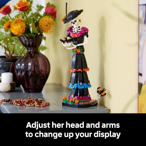 LEGO Ideas La Catrina – Kit de modelo para adultos, inclui figura de esqueleto com flores artificiais e borboletas-monarca – Decoração de Día de los Muertos – Ideia de presente "faça você mesmo" – 21372