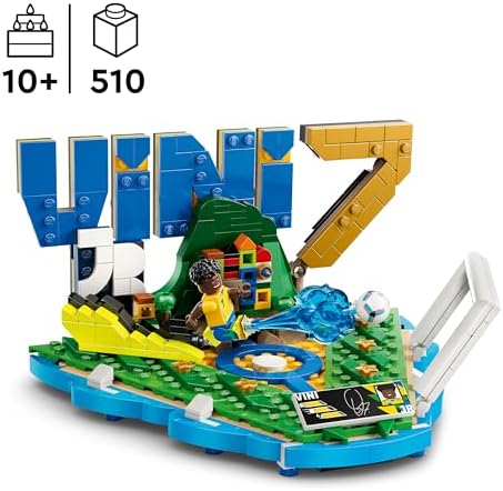 LEGO Editions Vini Jr. – Brinquedo de Destaques do Futebol - Kit de Modelo 3D para Exibição com Minifigura Colecionável - Decoração para Quarto Infantil - Presente para Meninos e Meninas a partir de 10 Anos e Fãs de Esportes Adultos - 43027