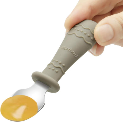 PandaEar Conjunto de Talheres Infantis com 6 Peças | Conjunto de Garfo e Colher para Bebê | Talheres Infantis em Aço Inoxidável | Talheres para Bebês a partir de 12 Meses com Design Antiengasgo e Apoio de Silicone (Azul/Marrom/Vermelho)