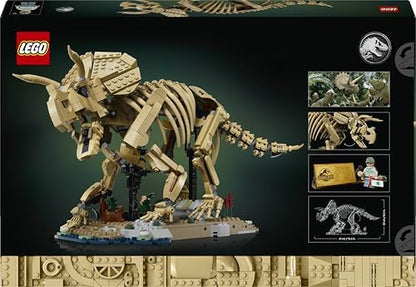 LEGO Jurassic World Fósseis de Dinossauro: Triceratops - Kit de Modelo para Exibição para Adultos com Minifigura do Dr. Gerry Harding - Decoração de Prateleira DIY - Presente para Fãs de Jurassic Park - 77985