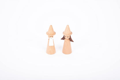 Conjunto de Figuras Encantadas de Madeira TickiT – 10 Personagens de Contos de Fadas para Brincadeiras Imaginativas, Miniaturas e Contação de Histórias, Marrom ou em Tons de Madeira