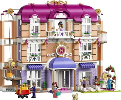 LEGO Friends Hotel Grand de Heartlake City - Miniatura com 6 mini bonecas, 2 figuras de animais e acessórios - Presente de aniversário para meninas a partir de 9 anos - 42704