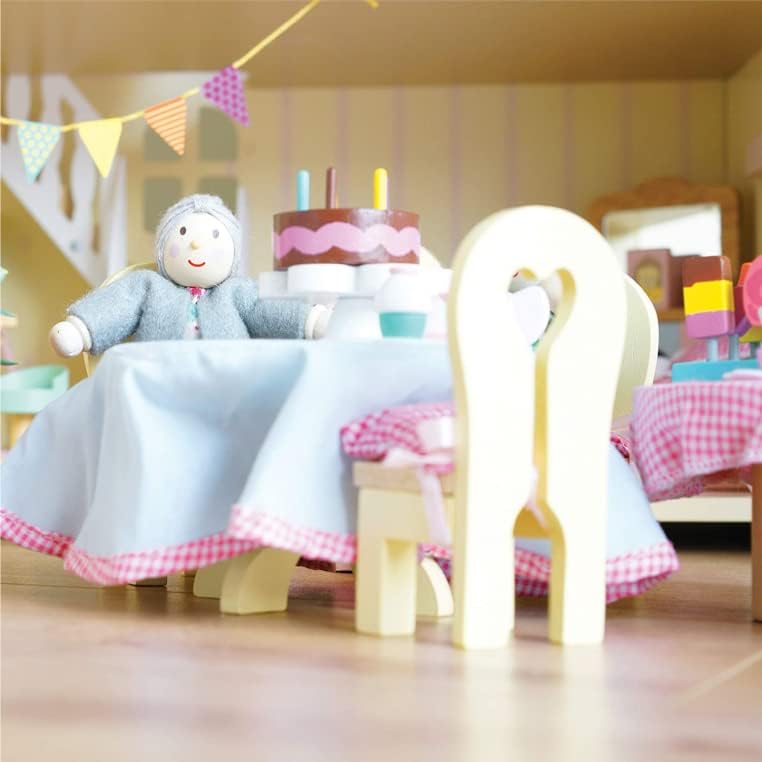 Le Toy Van - Conjunto de jogos de avós de madeira para casas de bonecas | Conjuntos de acessórios para casa de bonecas Daisylane - adequados para maiores de 3 anos