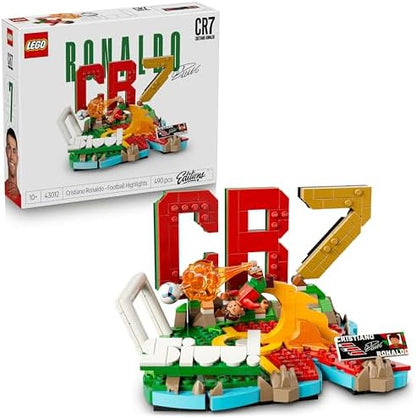 LEGO Editions Cristiano Ronaldo – Melhores Momentos do Futebol - Kit de Modelo 3D com Minifigura Colecionável - Decoração para Quarto Infantil - Presente para Meninos e Meninas a partir de 10 Anos e Fãs de Esportes Adultos - 43012