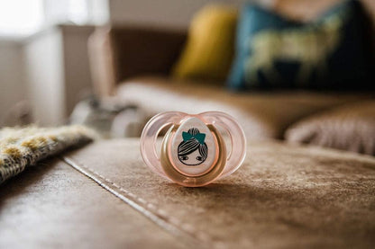 Tommee Tippee Chupetas 2 Fashion 6-18 meses menina - 2 unidades