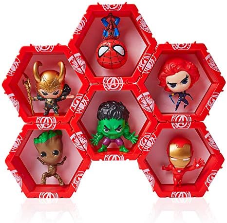 WOW! PODS Coleção Vingadores - Homem-Aranha | Figura de Super-Herói com Cabeça Oscilante e Luzes | Brinquedos, Colecionáveis e Presentes Oficiais da Marvel