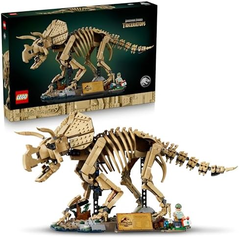 LEGO Jurassic World Fósseis de Dinossauro: Triceratops - Kit de Modelo para Exibição para Adultos com Minifigura do Dr. Gerry Harding - Decoração de Prateleira DIY - Presente para Fãs de Jurassic Park - 77985