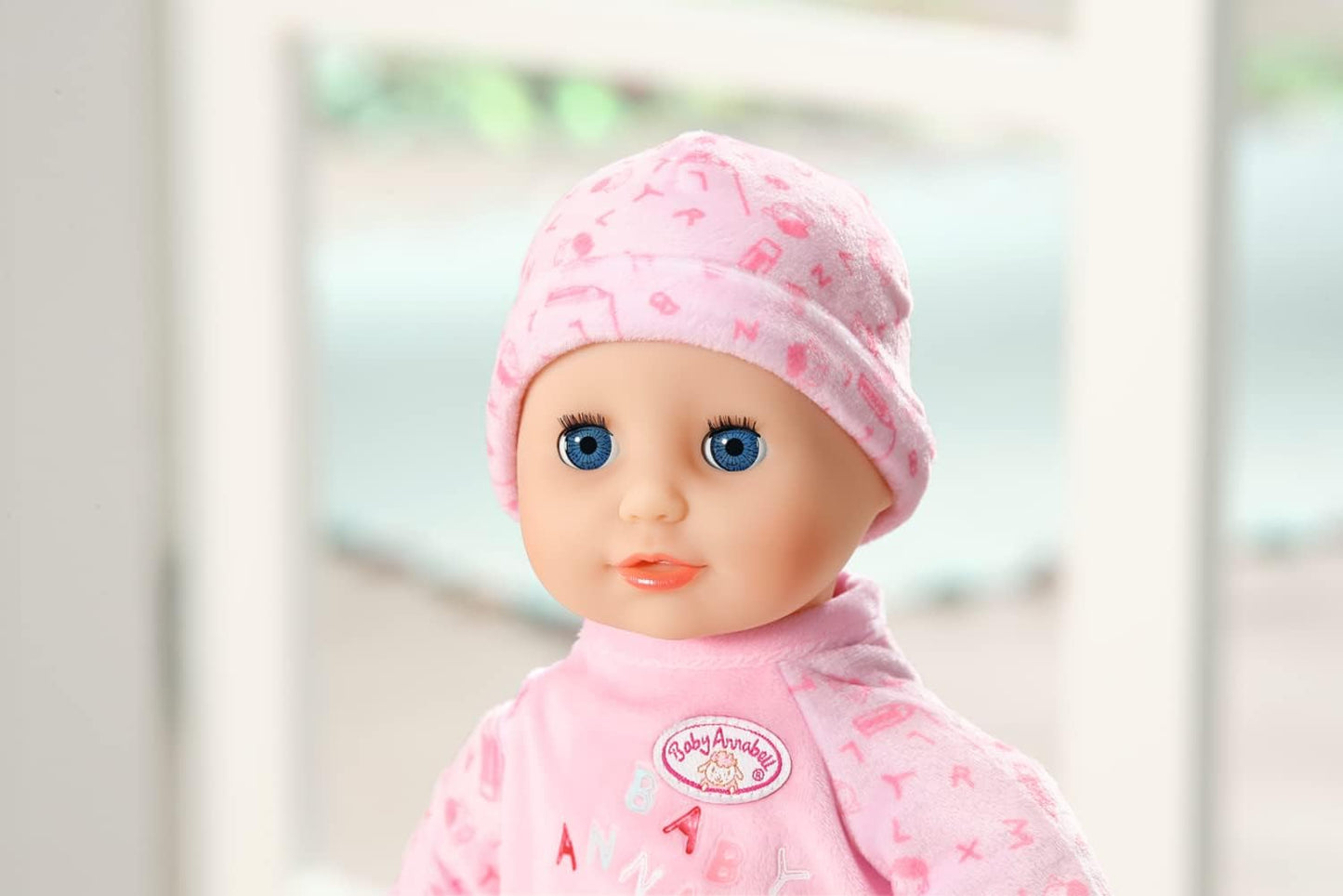 Baby Annabell 709870 Pequena Annabell - Boneca de Corpo Macio de 36cm para Brincar de Alimentar - Adequada para Crianças a partir de 1 Ano - Perfeita para Bebês - Inclui Boneca, Mamadeira e Roupa