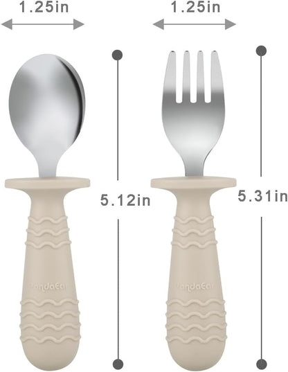 PandaEar Conjunto de Talheres Infantis com 6 Peças | Conjunto de Garfo e Colher para Bebê | Talheres Infantis em Aço Inoxidável | Talheres para Bebês a partir de 12 Meses com Suporte de Silicone (Azul, Verde e Marrom)