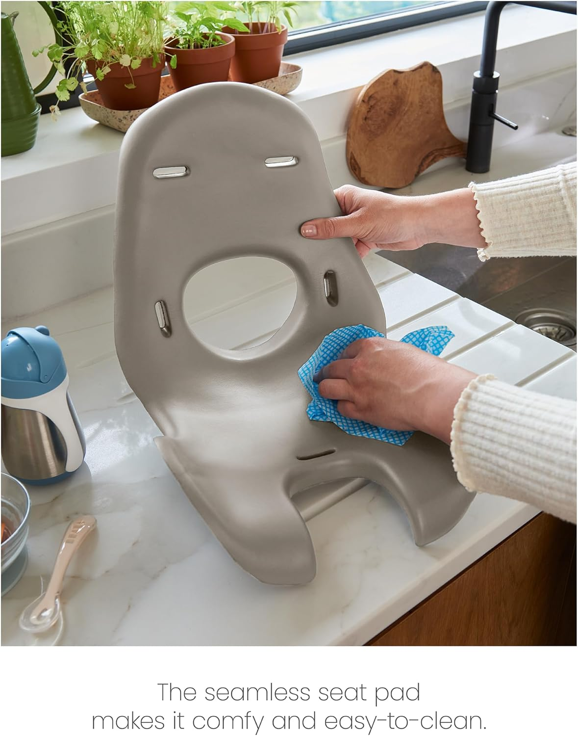 Cadeira de refeição Mamas & Papas Juice, adaptável, design fácil de limpar, leve e portátil, Croissant