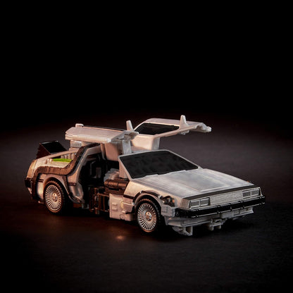 Transformers Toys Generations Collaborative: Back to the Future Mash-Up, Gigawatt - Back to the Future-35 Edition - Idade recomendada: 8 anos ou mais, 14 cm (5,5 polegadas)
