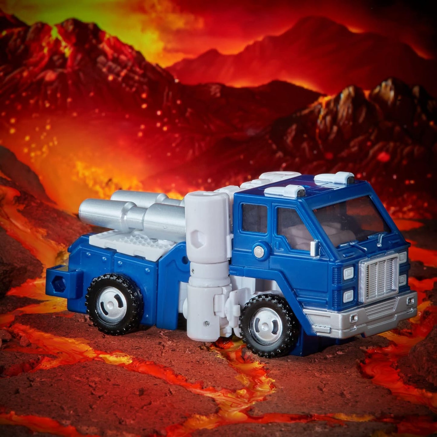 Transformers Generations War for Cybertron: Kingdom Deluxe WFC-K32 Autobot Pipes Action Figure - 8 anos ou mais, 14 cm Multicolorido F0682