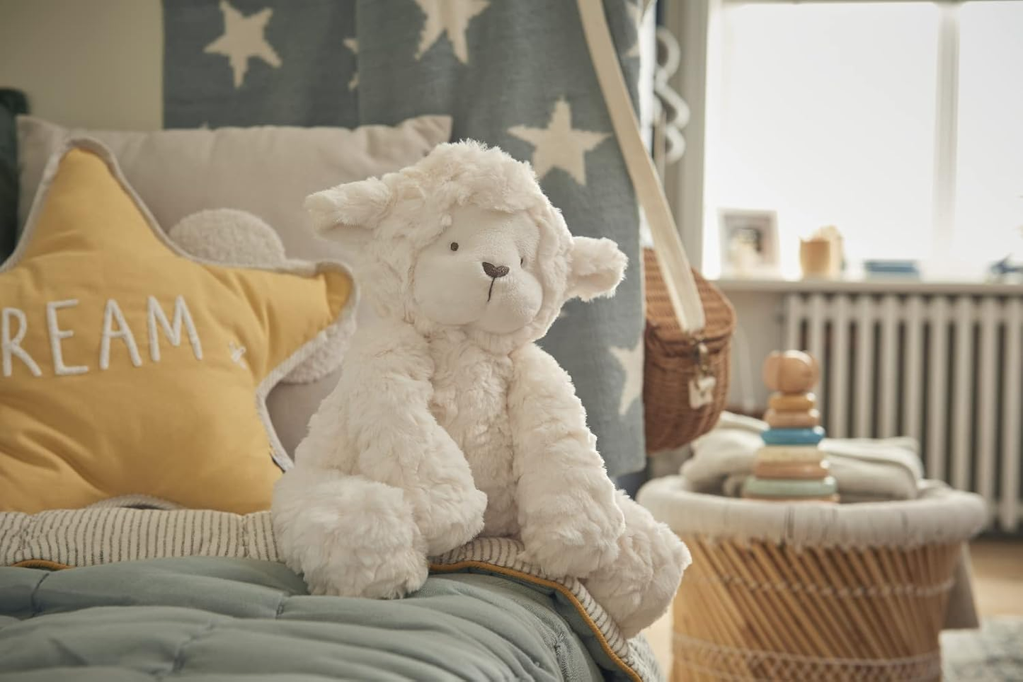 Mamas & Papas Brinquedo de peluche para bebés/crianças pequenas, cordeiro