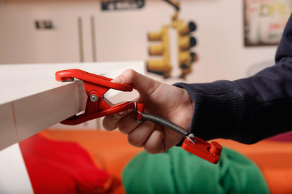 BRINQUE DIVERTIDO DA IMC TOYS - Chrono Bomb