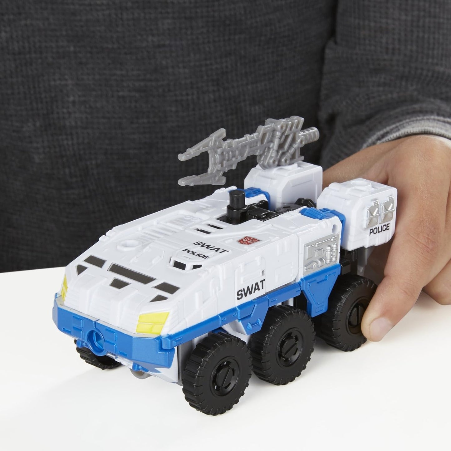 Figura Transformers Generations Combiner Wars Deluxe Class Protectobot Rook