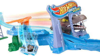 Conjunto de Pista de Carrinhos Hot Wheels RacerVerse Jurassic World Crash & Splash com Veículo Velociraptor de Metal Fundido, Corrida de Dinossauros com Espinossauro, JFP32