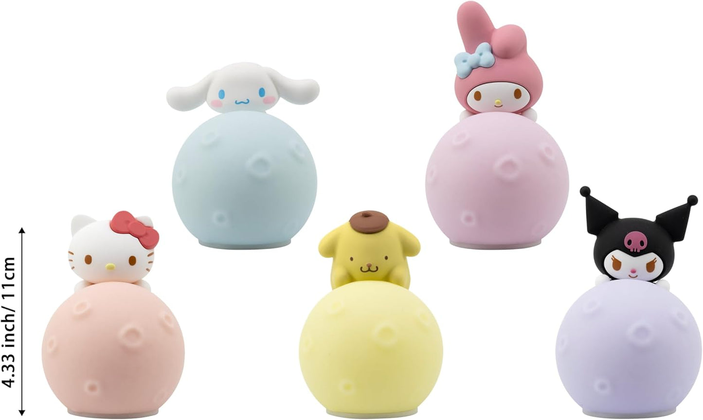 YuMe Hello Kitty & Friends Little Moon Light – Abajur Pompompurin para Crianças a partir de 3 Anos | 11cm | Colecionável Kawaii para o Quarto de Crianças ou Fãs | Presente Oficial da Sanrio