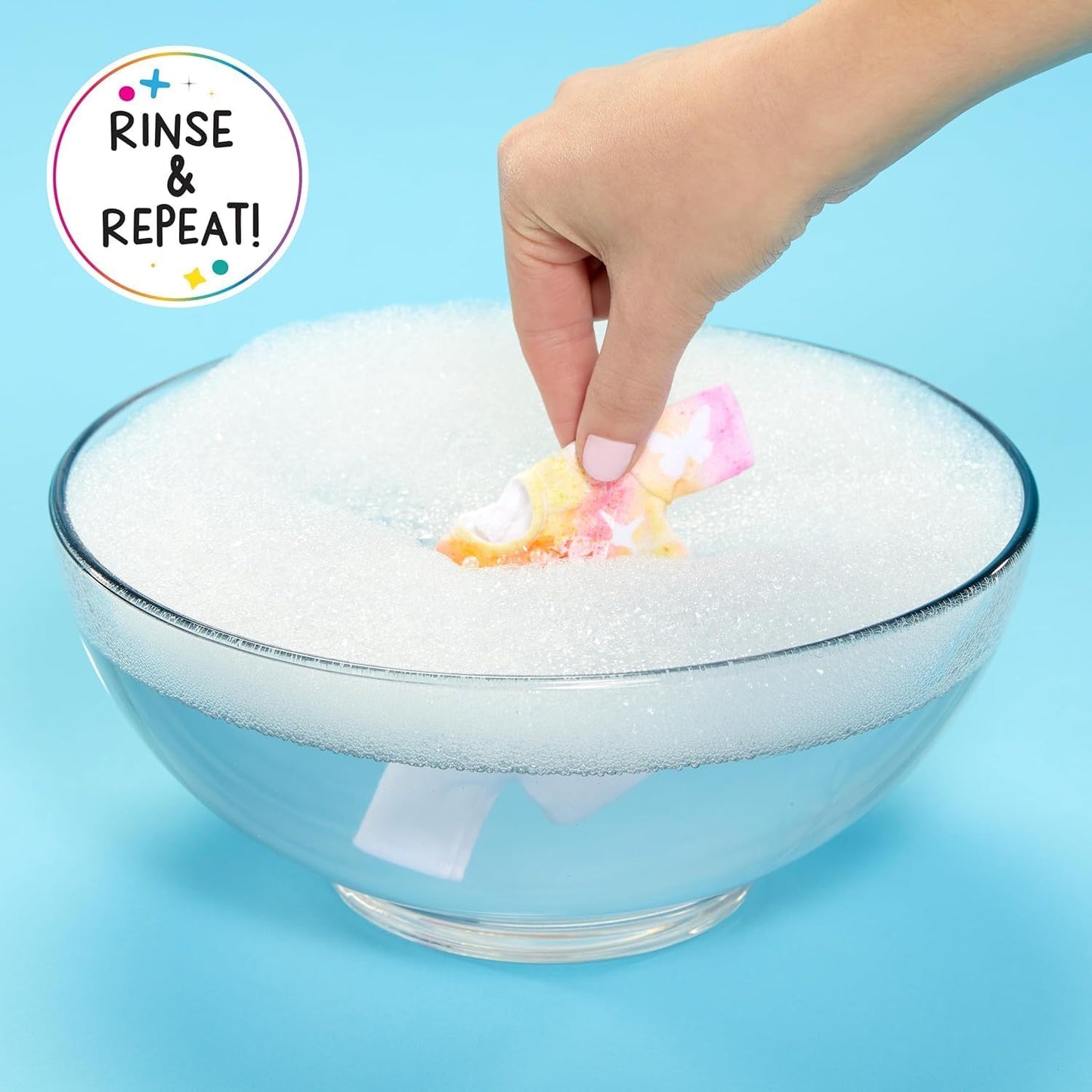 Rainbow High Air Brush & Create - 1 boneca fashion faça você mesmo com kit de aerógrafo, marcadores laváveis com efeito arco-íris, cabelo comprido, olhos roxos, brincadeira criativa para crianças de 4 a 12 anos ou mais.