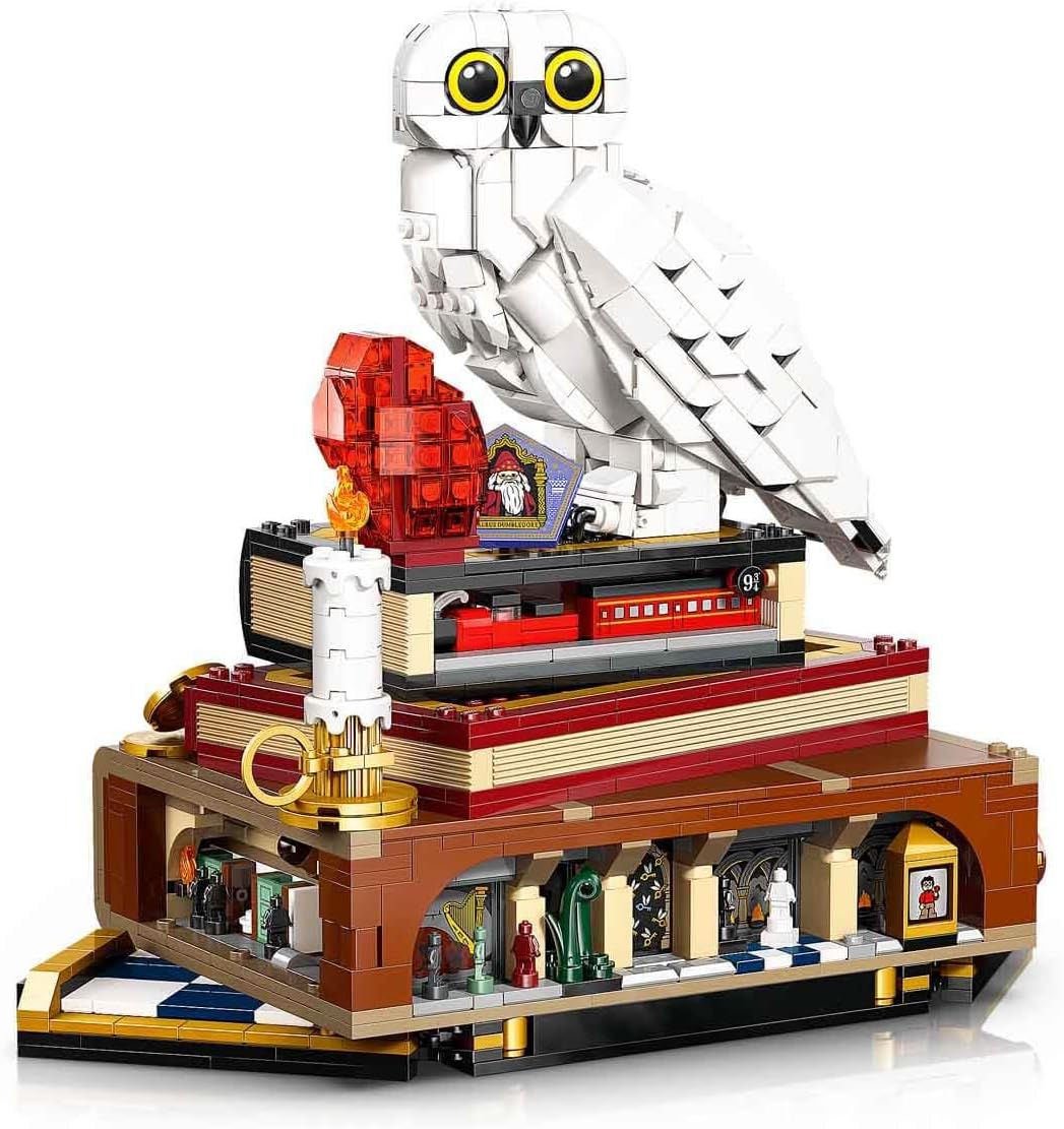 LEGO Harry Potter A Pedra Filosofal – Edição de Colecionador - Modelo DIY para Decoração de Quarto com Miniaturas de Cenas do Filme - Figura da Coruja Edwiges, 3 Minifiguras - Ideia de Presente para Fãs Adultos - 76466