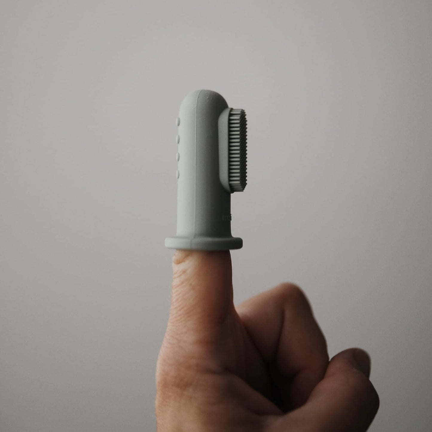 Mushie Escovas de dente de dedo Baby | Conjunto com 2 escovas de dente de silicone para bebês | Primeira escova de dente para bebês, acalma gengivas irritadas | Material: Silicone de qualidade alimentar