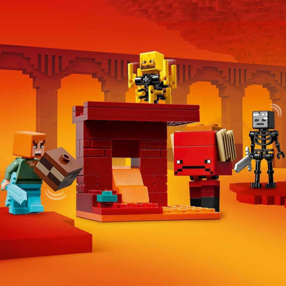 LEGO Minecraft The Nether Lava Battle Building Toy Set com uma figura de Alex, além de Mobs incl. Wither Skeleton, Blaze and a Strider – Presente de aniversário para meninos, meninas e jogadores com mais de 6 anos