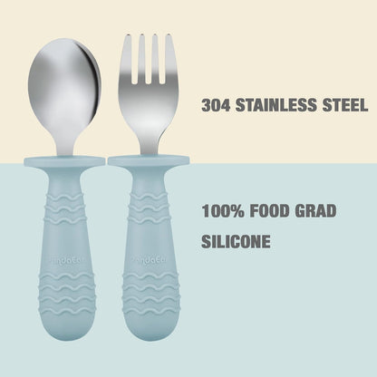 PandaEar Conjunto de Talheres Infantis com 6 Peças | Conjunto de Garfo e Colher para Bebê | Talheres Infantis em Aço Inoxidável | Talheres para Bebês a partir de 12 Meses com Suporte de Silicone (Azul, Verde e Marrom)