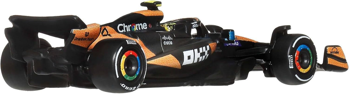 Hot Wheels Carro de corrida Premium da equipe McLaren Mastercard de Fórmula 1 | Carrinho colecionável do Lando Norris com pneus "Real Riders" e carroceria e chassi totalmente em metal