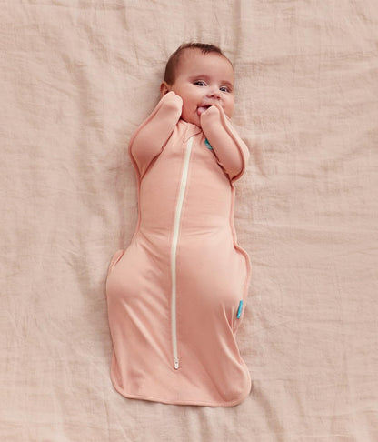 Love To Dream™ Swaddle UP™, Recém-nascido 2,2–3,8 kg - Blush | Ajuste perfeito, promove uma rotina de sono saudável | 0,2 Tog Ideal para primavera e verão (24–27 °C) | Algodão lavável à máquina com zíper duplo