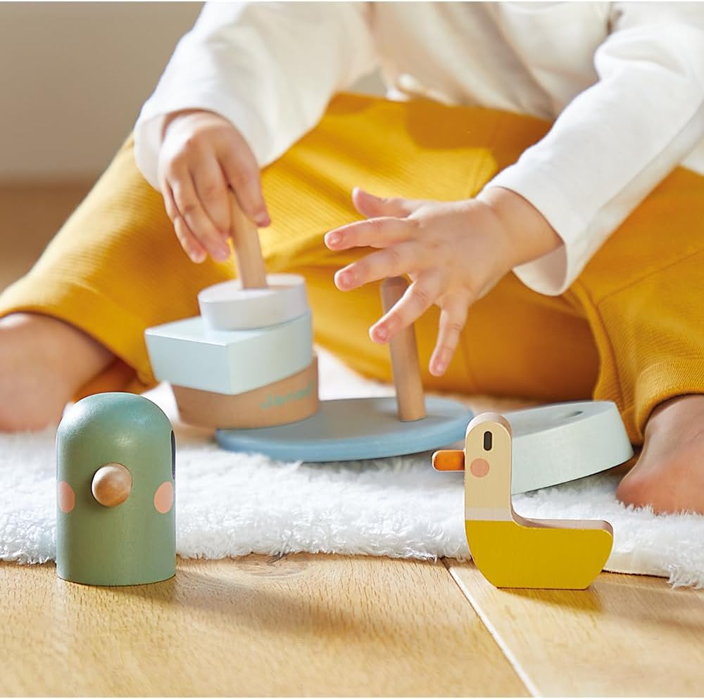 Janod - Pato empilhável Sweet Cocoon - 7 peças empilháveis de madeira FSC - Jogo de aprendizagem precoce - Desenvolve habilidades motoras finas - 12 meses +,