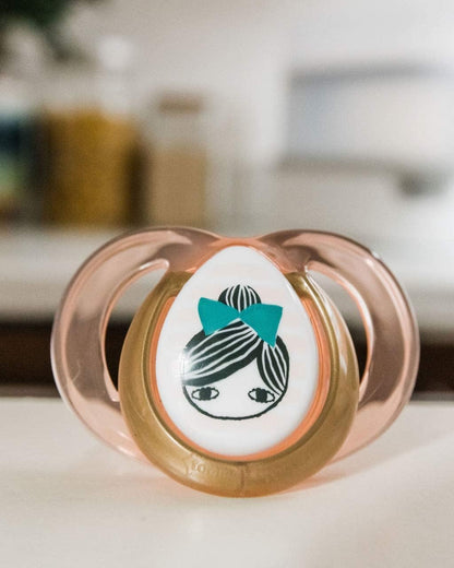 Tommee Tippee Chupetas 2 Fashion 6-18 meses menina - 2 unidades