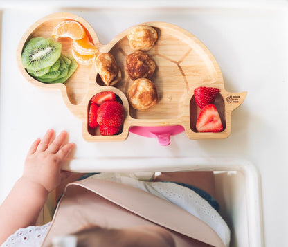 Juego de cuchara y plato de succión de bambú Moon and Moo Turtle para niños, niños pequeños y destete del bebé - No tóxico - Sin plástico - Permanece en su lugar - Plato de succión para bebé - Juego de destete para bebé (gris)