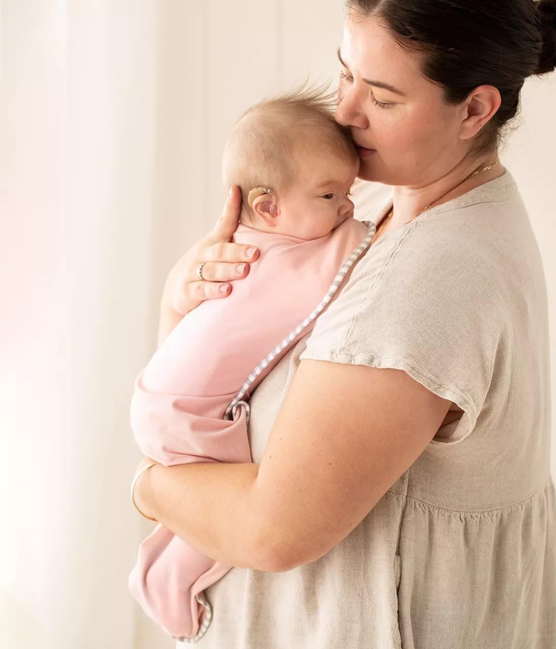 Love To Dream™ Swaddle UP™, Médio 6–8,5 kg – Rosa | Ajuste perfeito, promove uma rotina de sono saudável | 1.0 Tog Ideal para primavera e verão (20–24°C) | Algodão lavável à máquina com zíper duplo