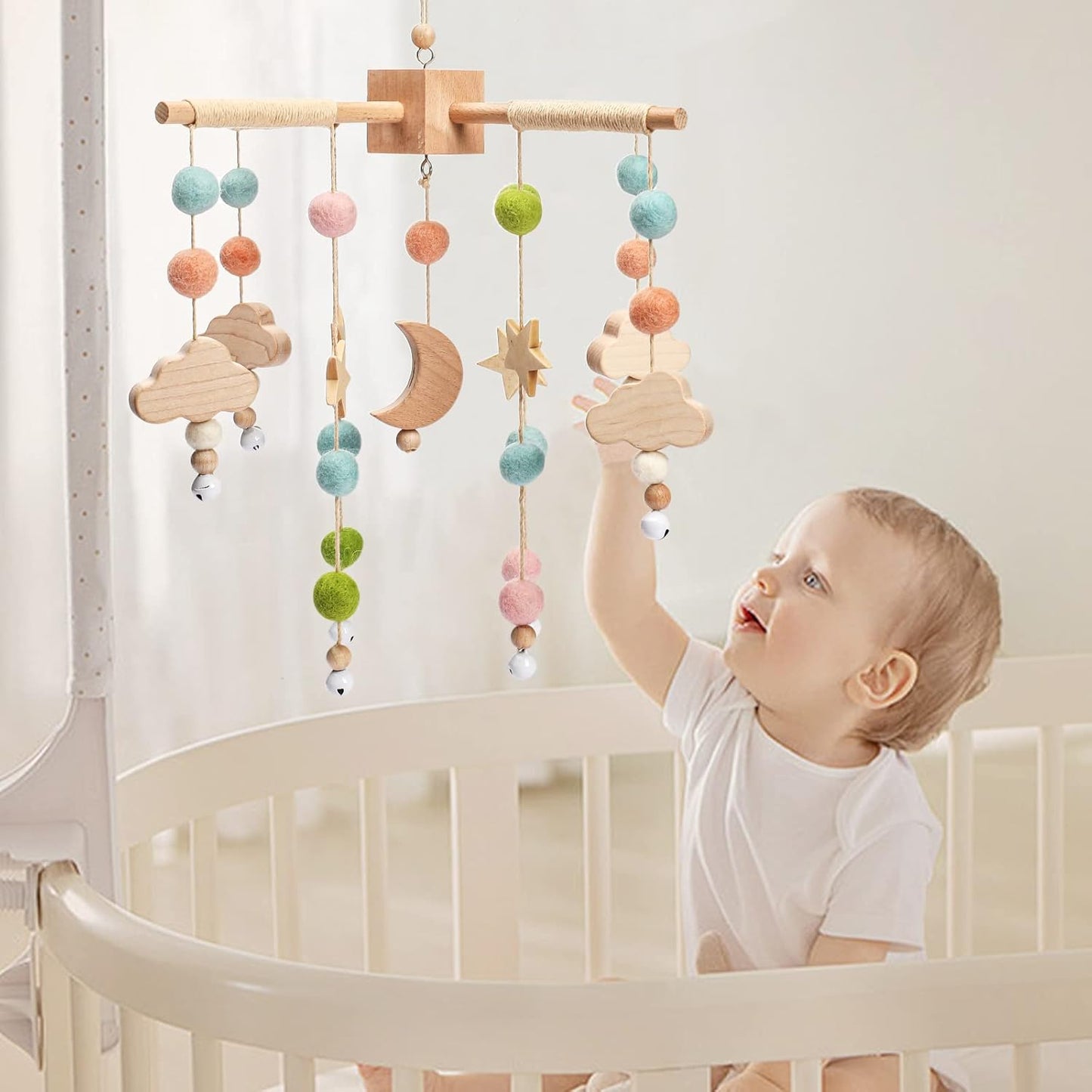 Let's Make Bolas móviles de Madera + Forro Polar para bebés, Campanas de Viento, Campanas para Hamacas de guardería, Regalos para recién Nacidos para niñas o niños (Luna Rosa)