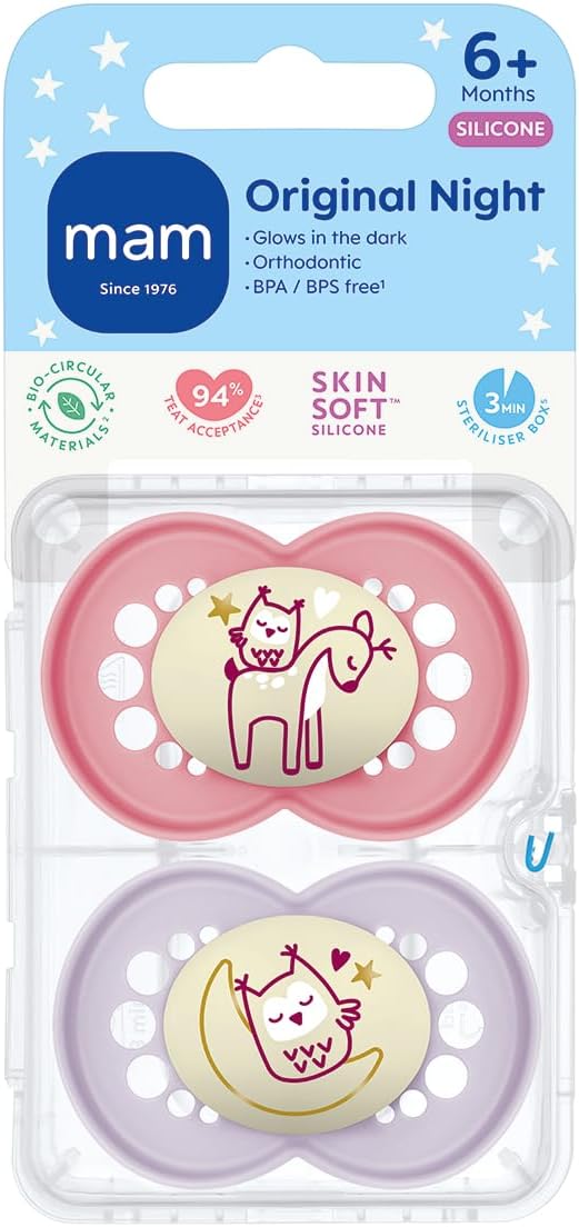 MAM Chupeta noturna original para mais de 6 meses (pacote com 2), chupeta sustentável para bebês, tetina de silicone SkinSoft, chupeta que brilha no escuro, rosa (os designs podem variar)